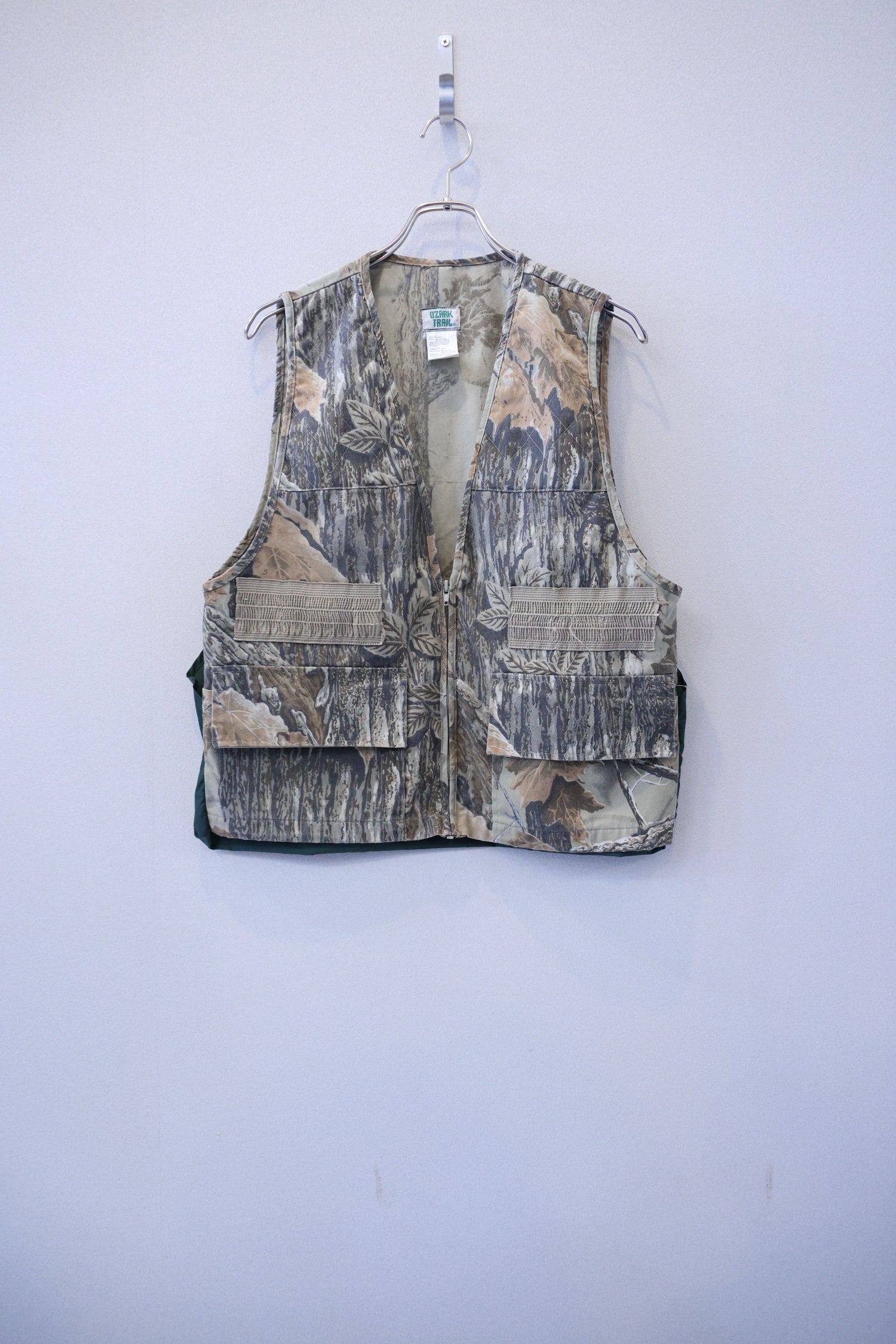 Tree Camo Hunting Vest [USED]
