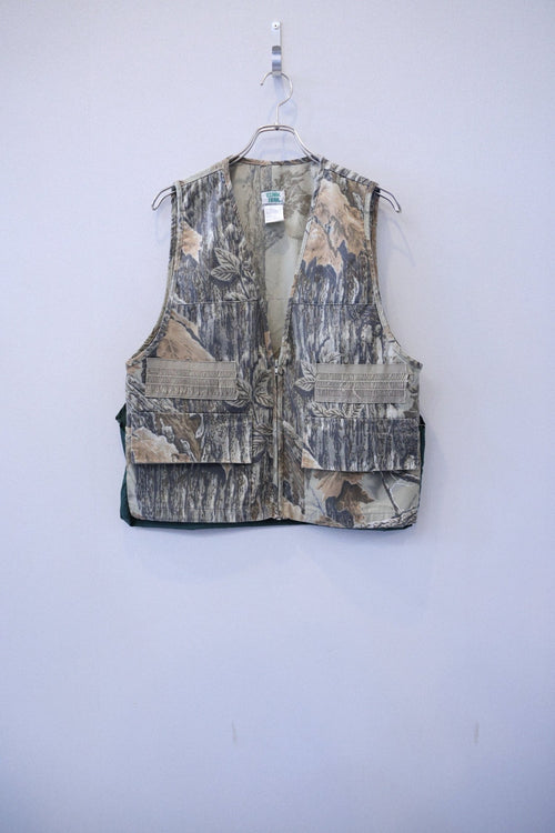 Tree Camo Hunting Vest [USED]（正面）