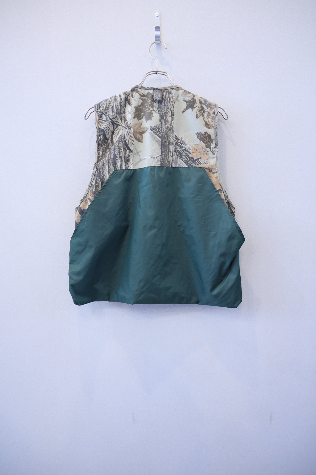 Tree Camo Hunting Vest [USED]