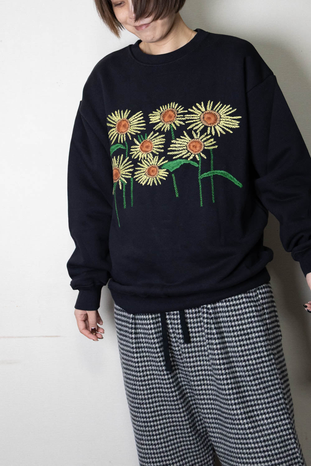 Hand Embroidery Sweat-TULIP