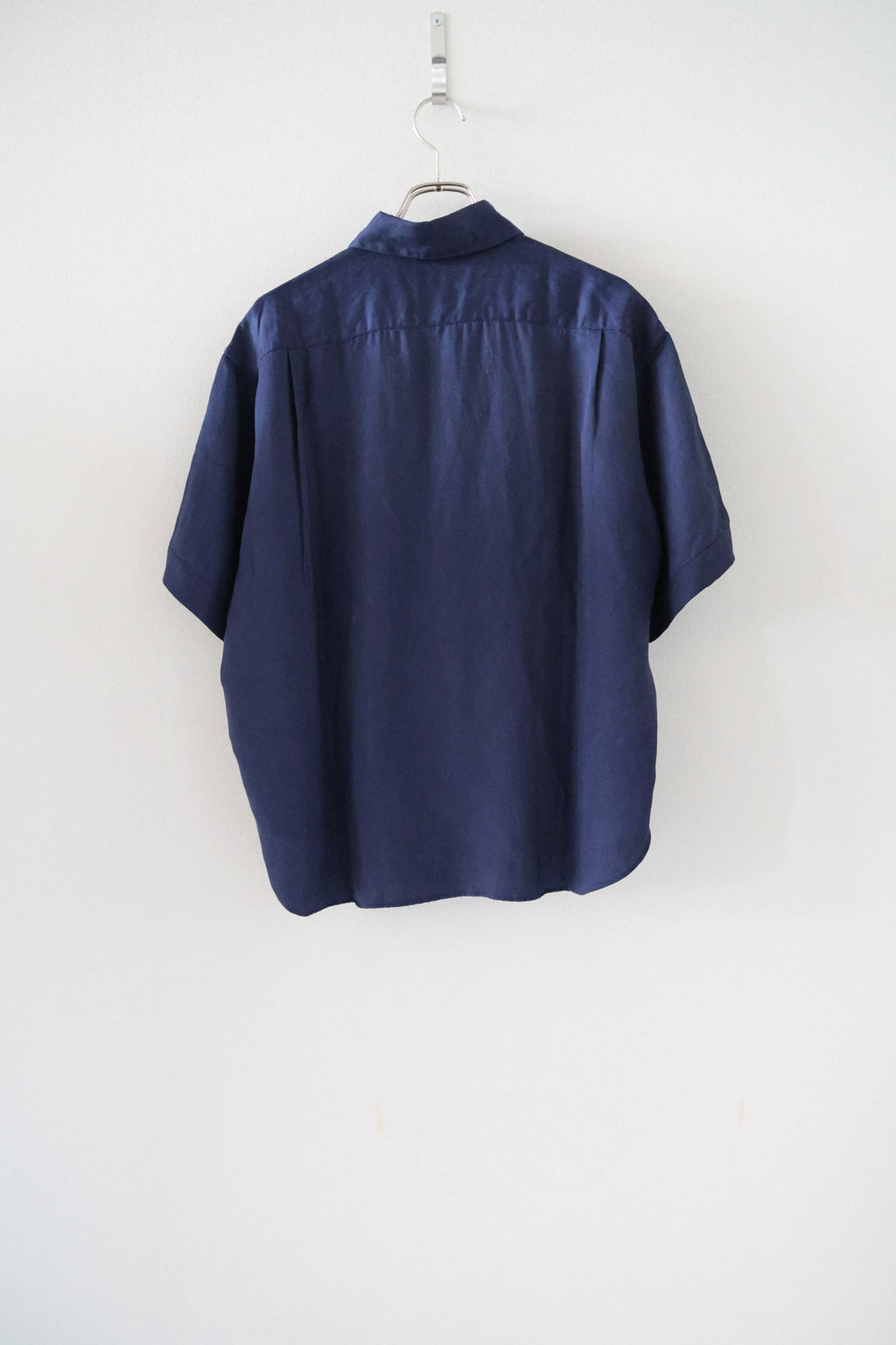 [River] PLAIN SHIRT S/S -DK.NAVY-
