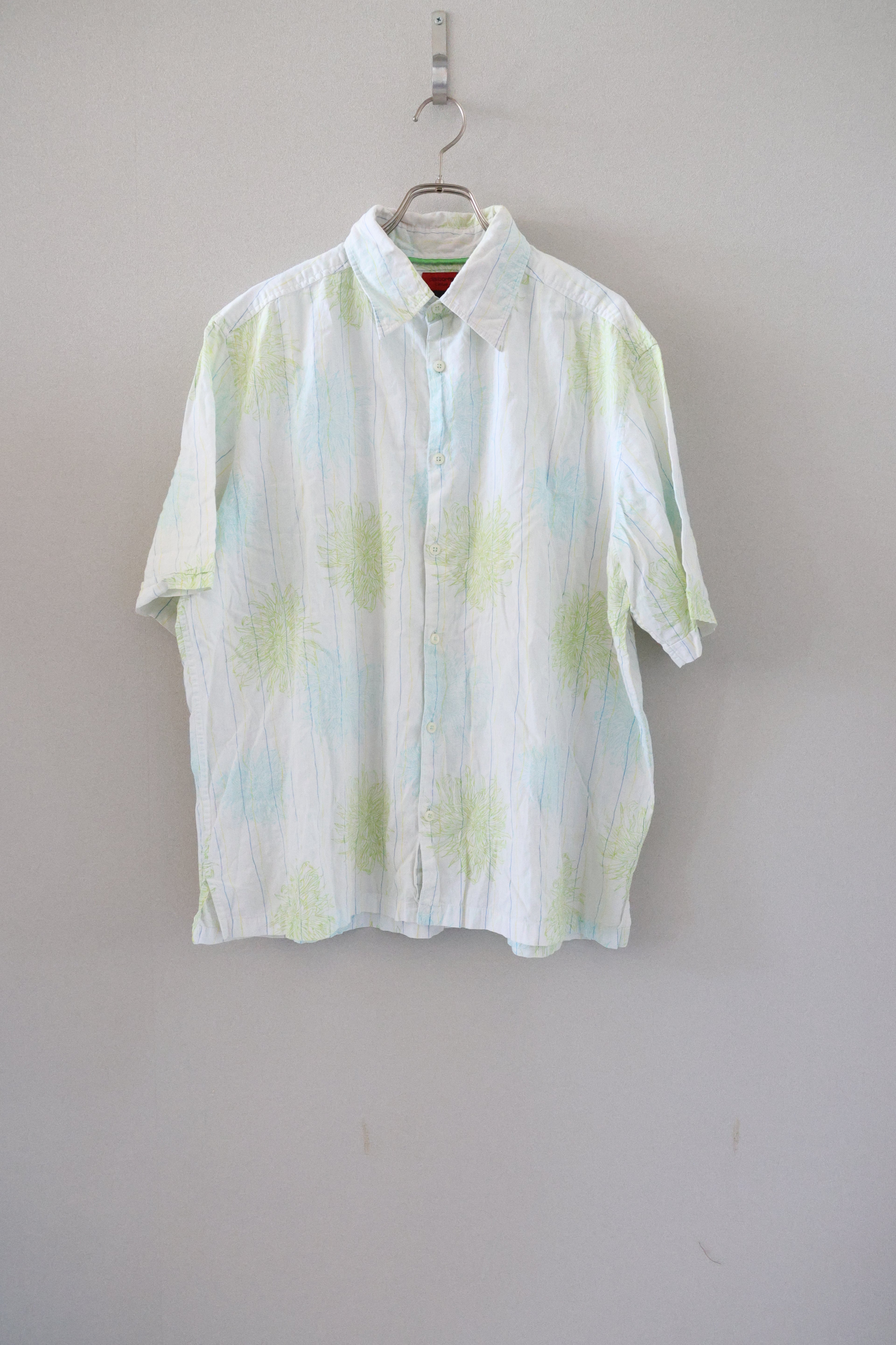 [Claiborne] Flower Patterned Shirts S/S [USED]