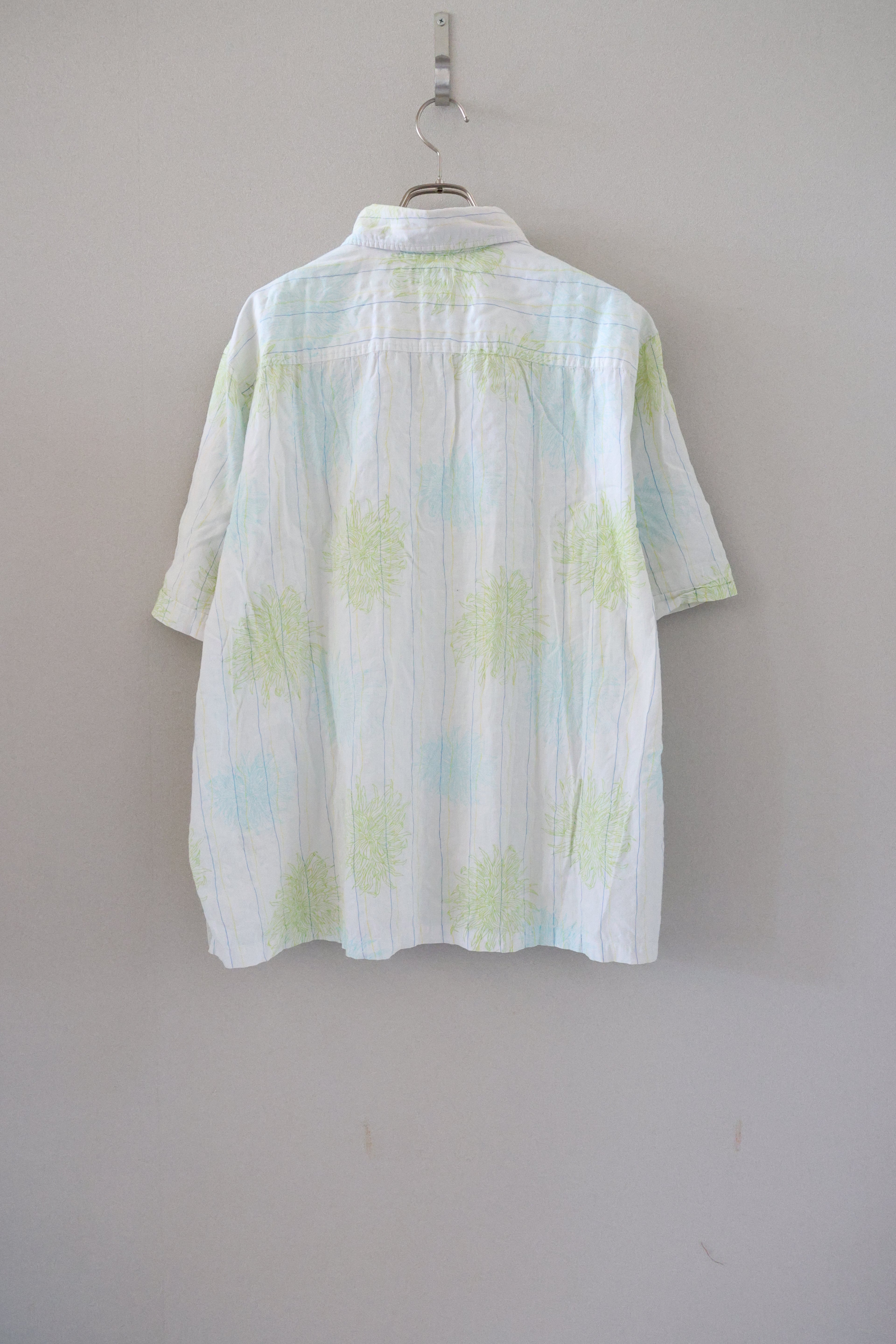 [Claiborne] Flower Patterned Shirts S/S [USED]