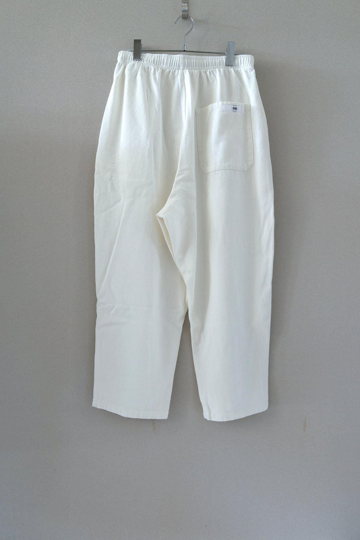 [VOIRY] SUNDAY PANTS-WHITE DENIM [WHITE]