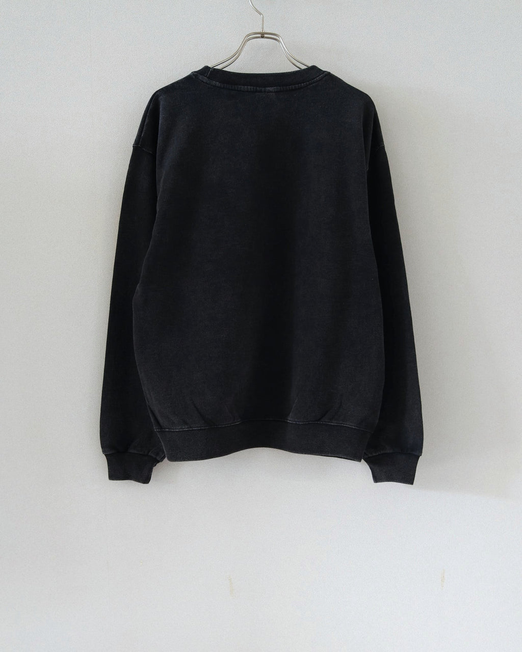 [85-Store] 8.8oz 媚びないスヌースウェット [BLACK/GRAY]（背面）