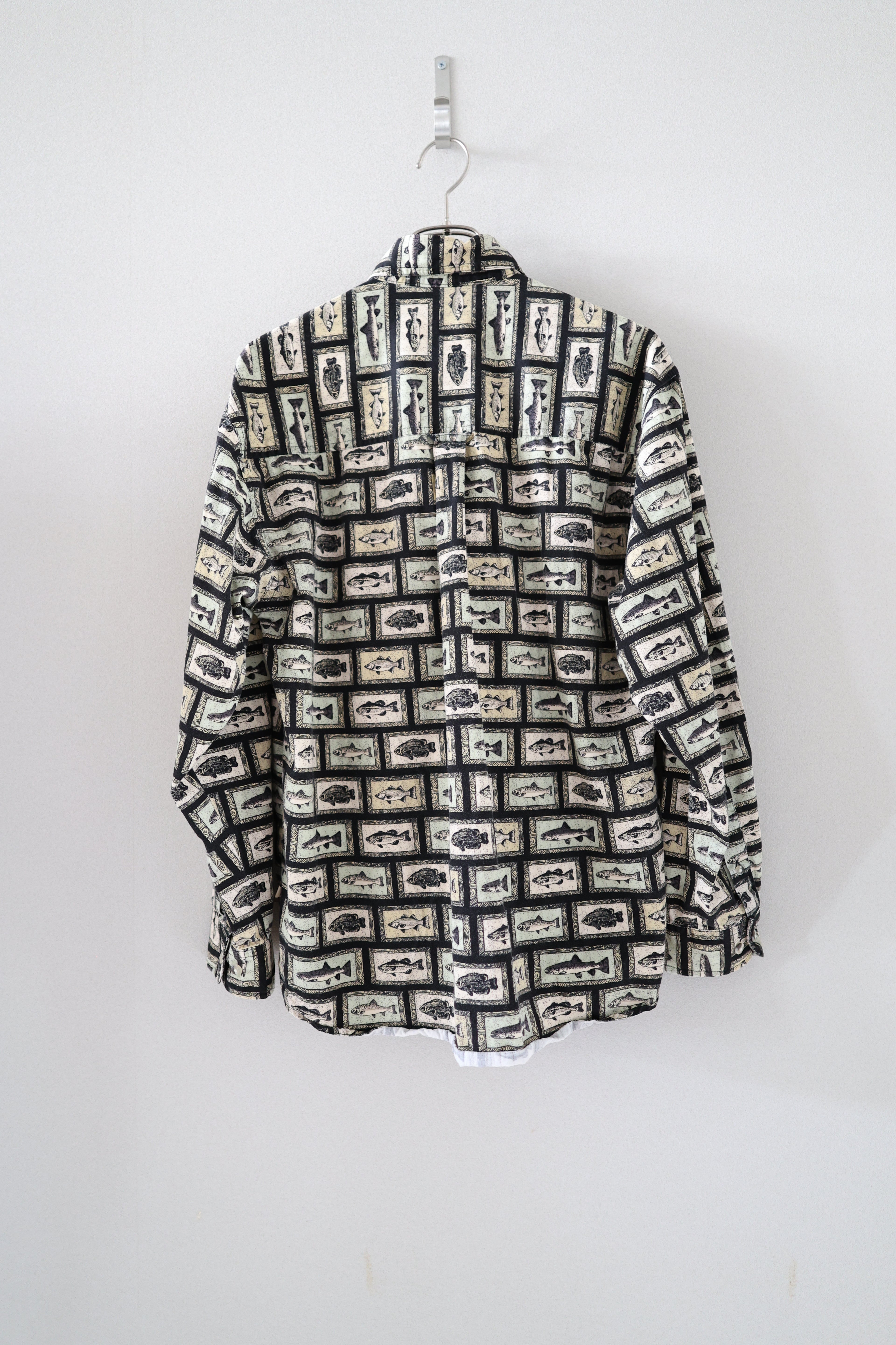Fish Patterned Shirts S/S [USED]
