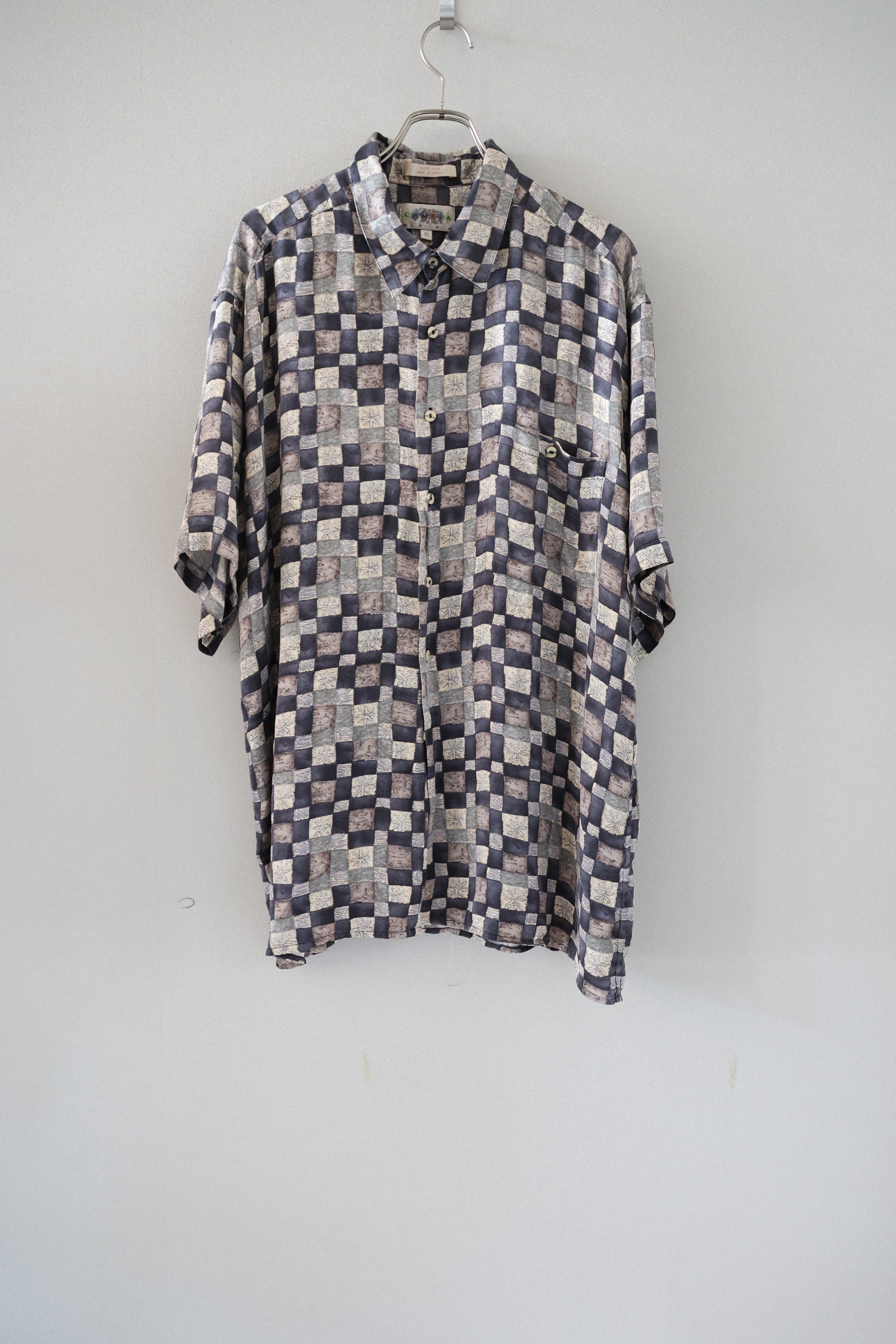 Silk Design Pattern Shirts S/S [USED]