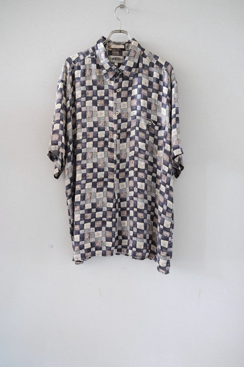 Silk Design Pattern Shirts S/S [USED]（正面）