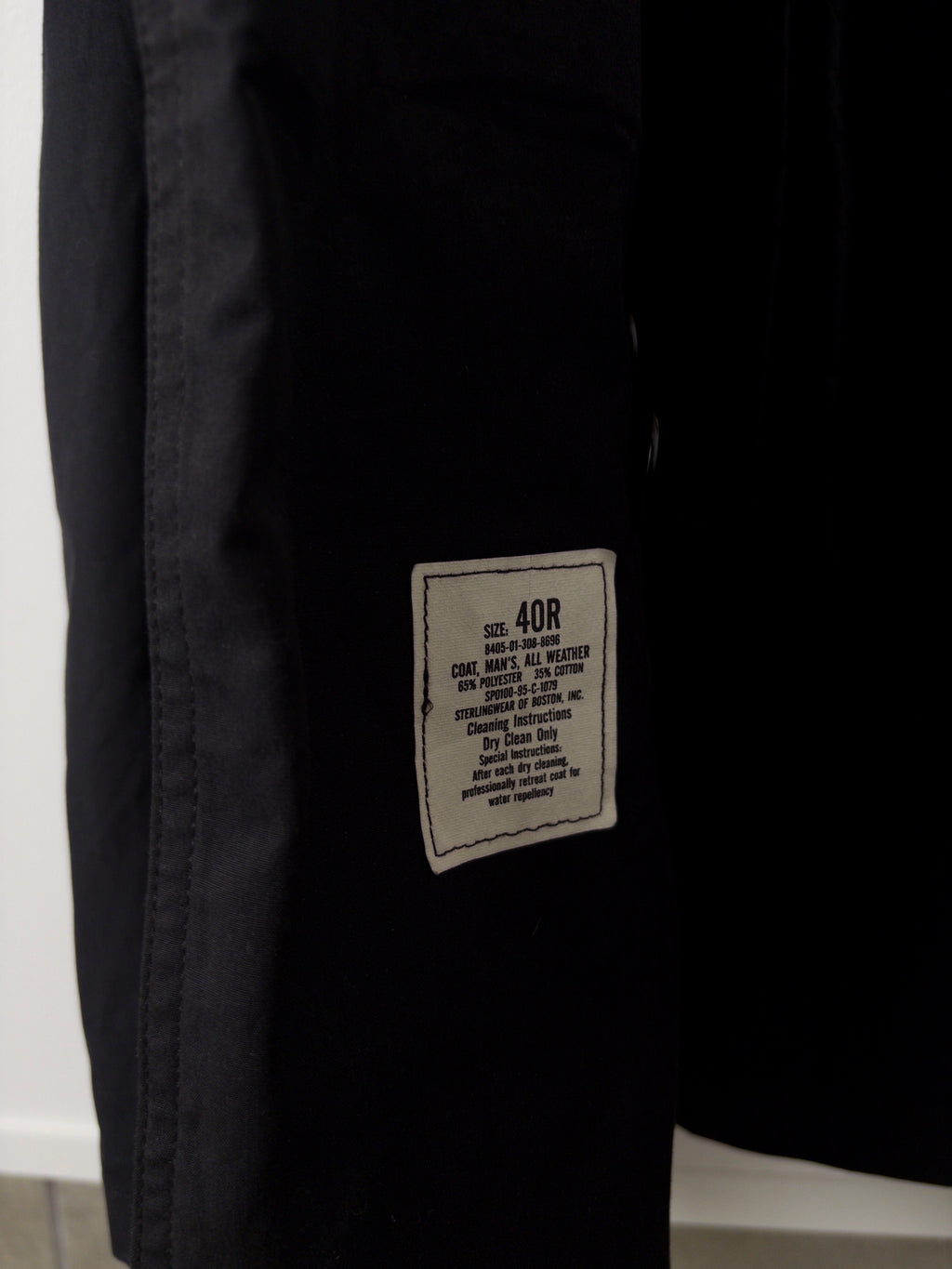 [U.S. NAVY] Black Trench Coat [USED]