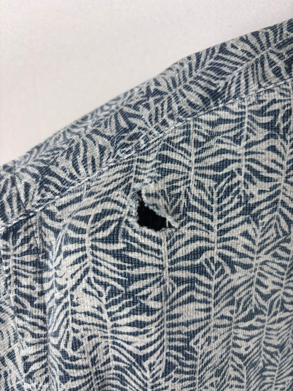 [NAUTICA] Design Patterned Open Collar Shirts [USED]