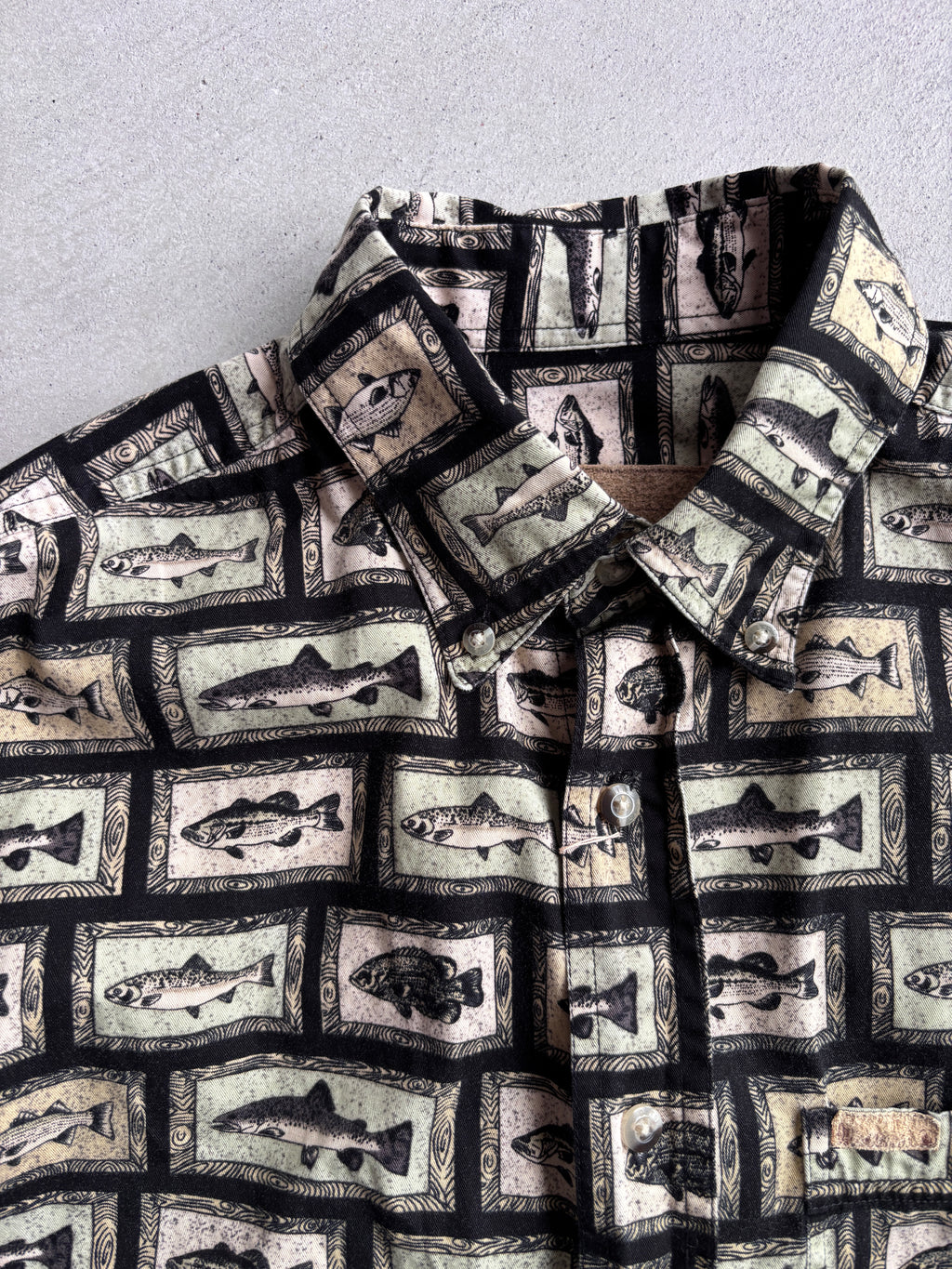 Fish Patterned Shirts S/S [USED]
