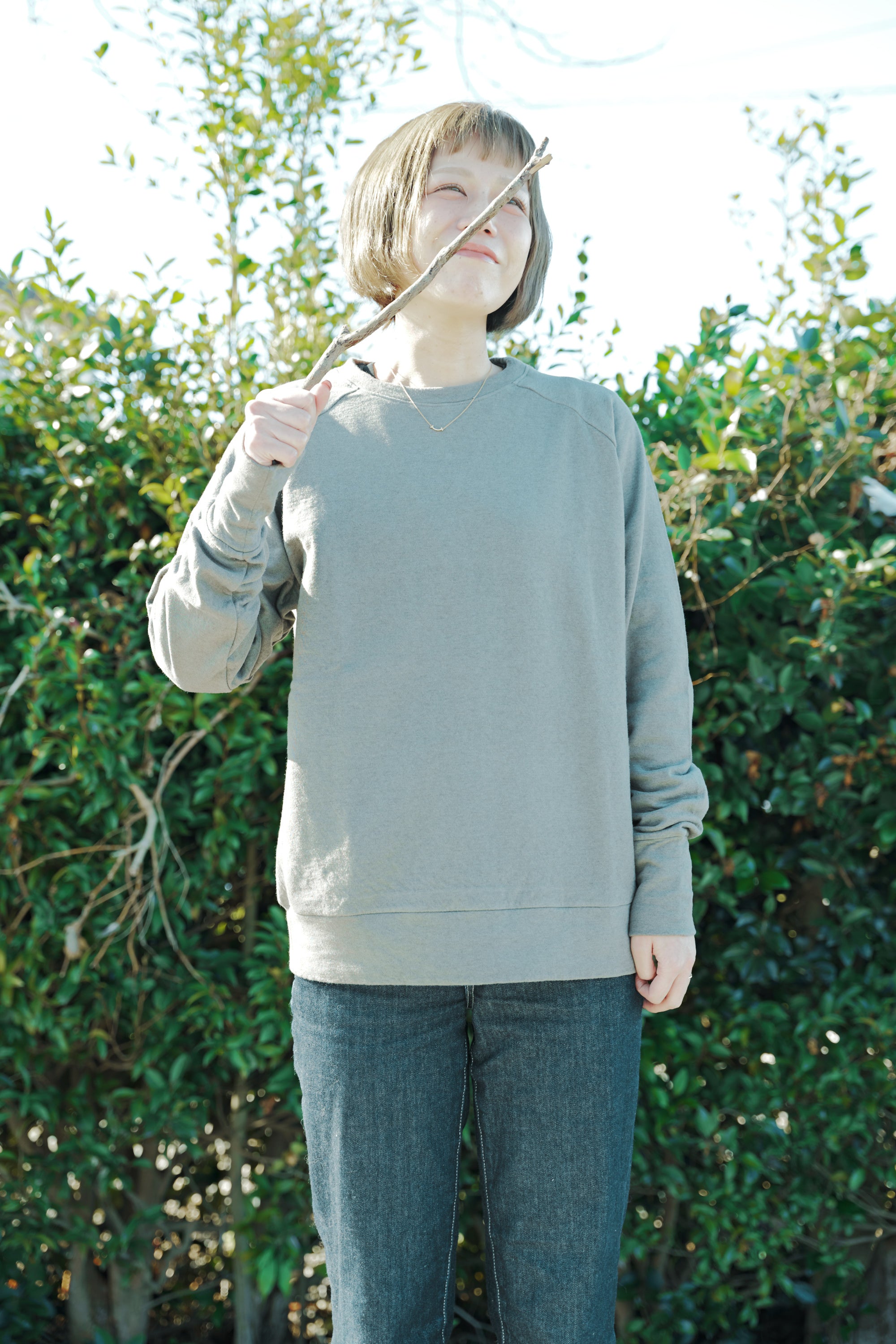 [River] Crew Neck "天使のグレー"