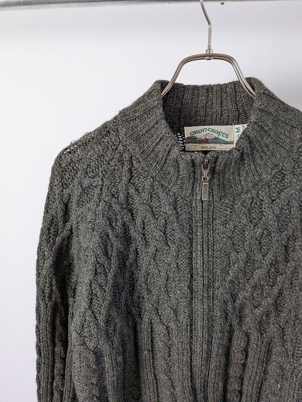 [ARAN CRAFTS] Zip Up Wool Knit [USED]